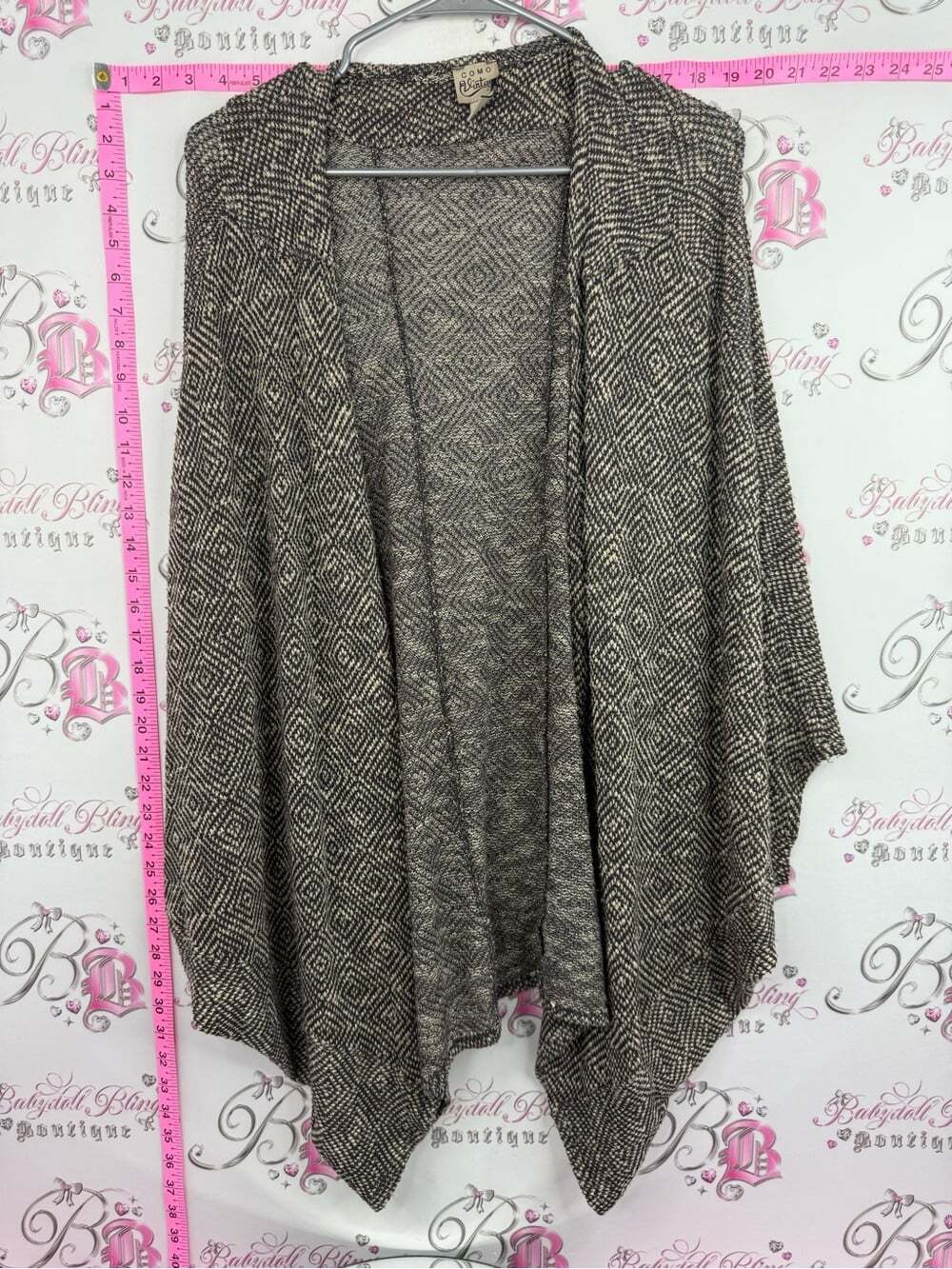 Como Vintage Open-Front Diamond Knit Cardigan in Brown and Cream
